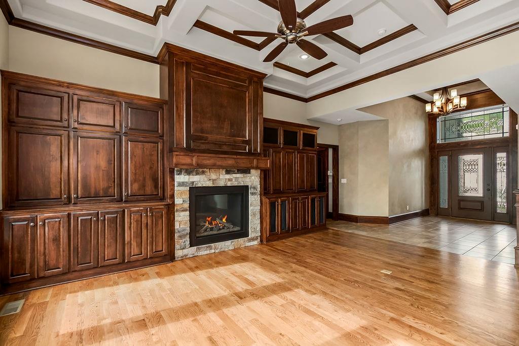 6817 Millbrook Street Property Photo 7