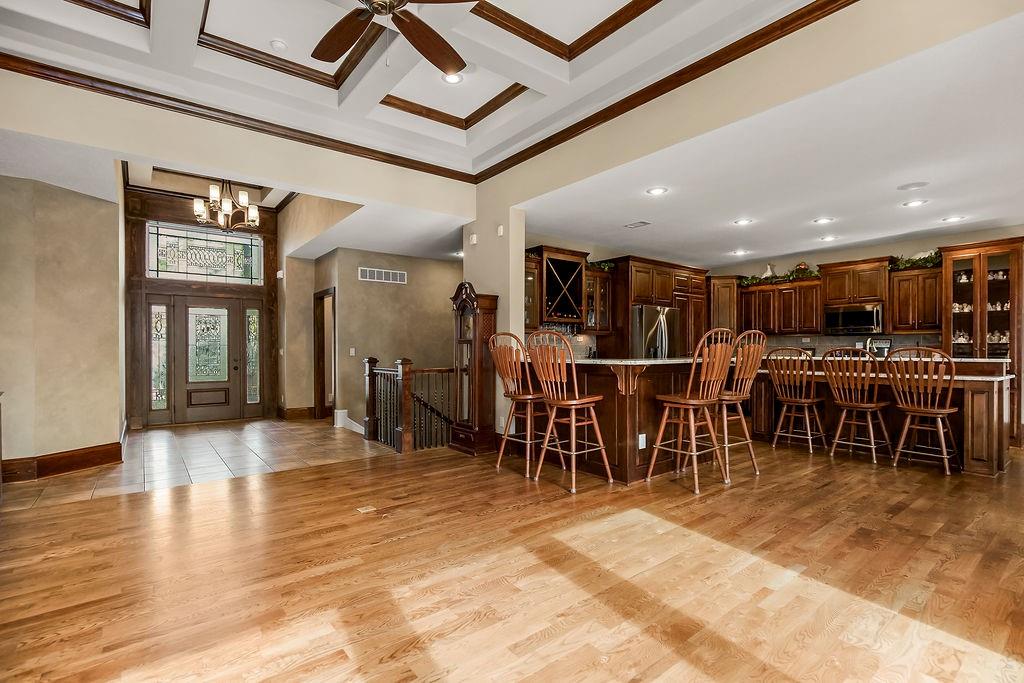6817 Millbrook Street Property Photo 8
