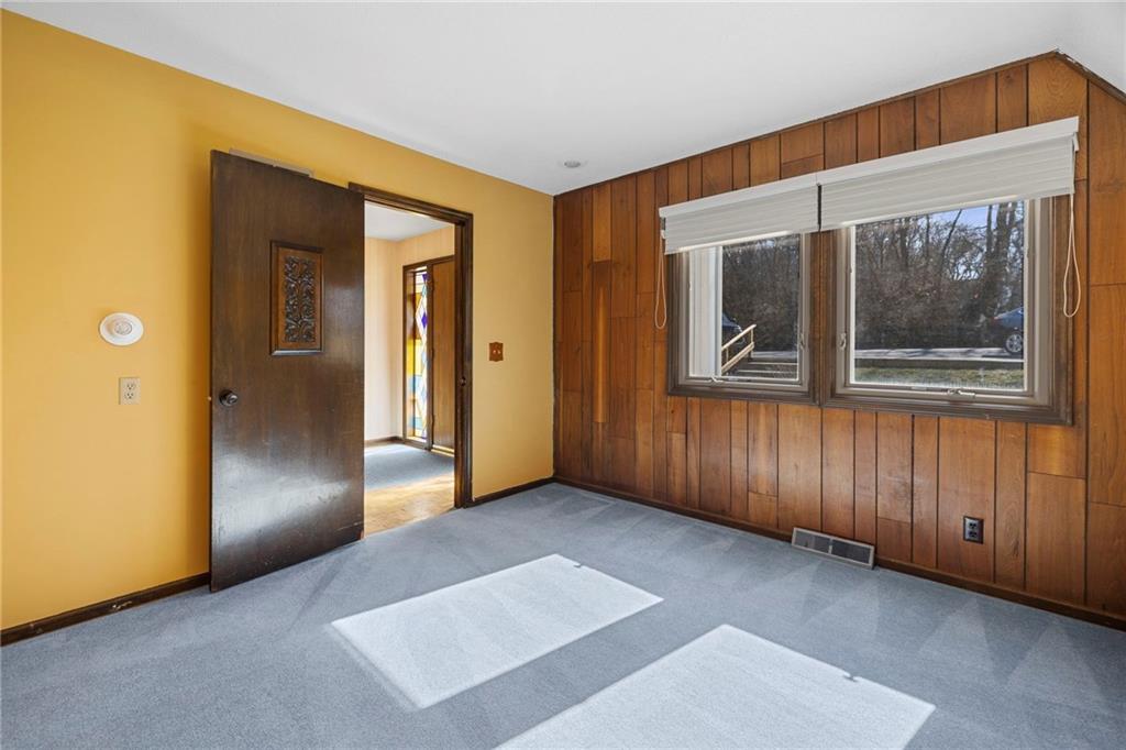 7616 Nw Eastside Drive Property Photo 13