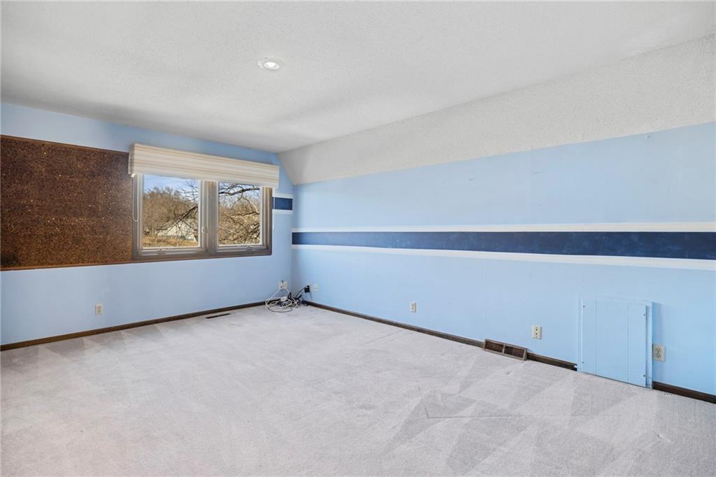 7616 Nw Eastside Drive Property Photo 39