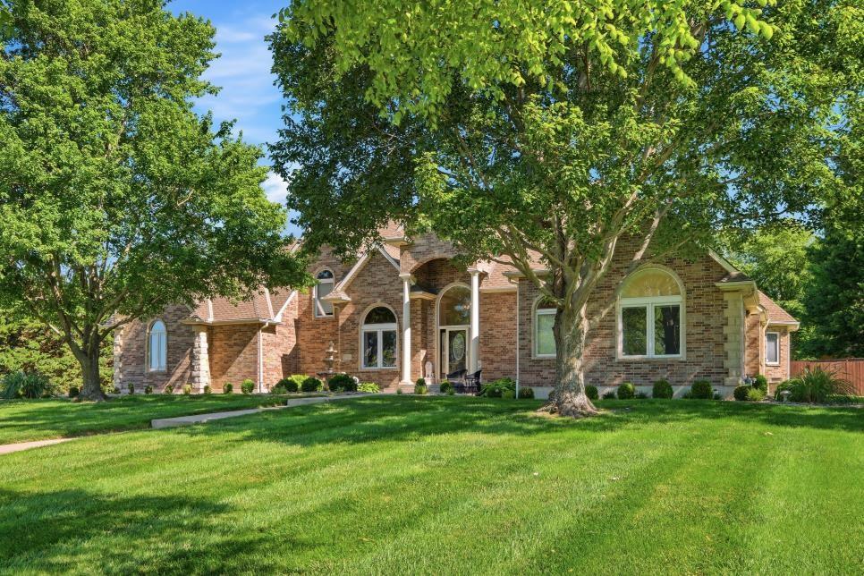 15586 Cedar Lane Property Photo 1