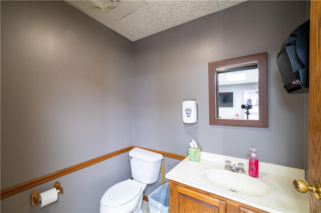 4402 S 40th Street Property Photo 29