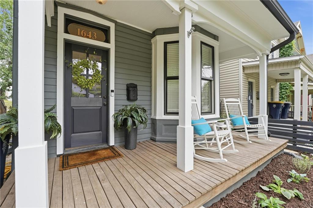 1643 Jefferson Street Property Photo 5