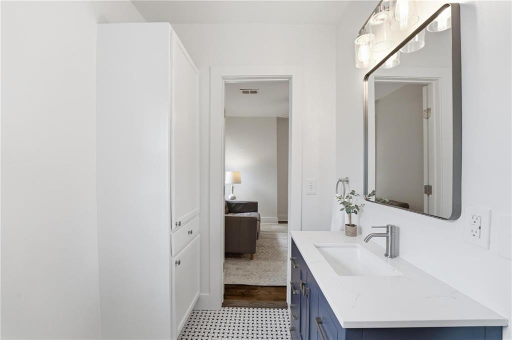 1643 Jefferson Street Property Photo 26