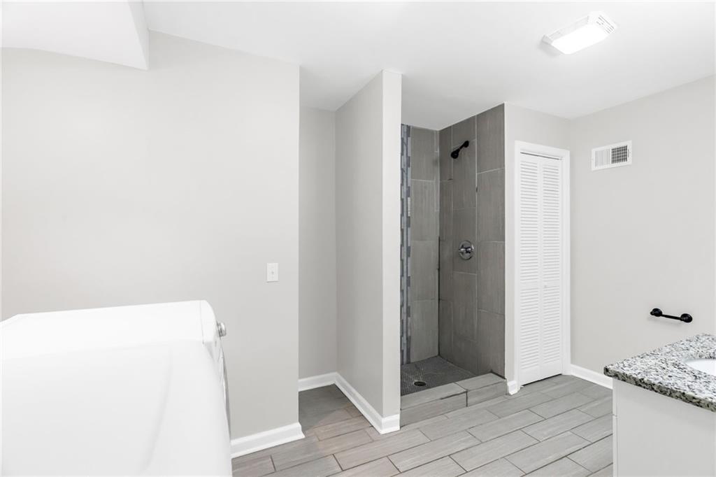 100 W 99th Street Property Photo 18