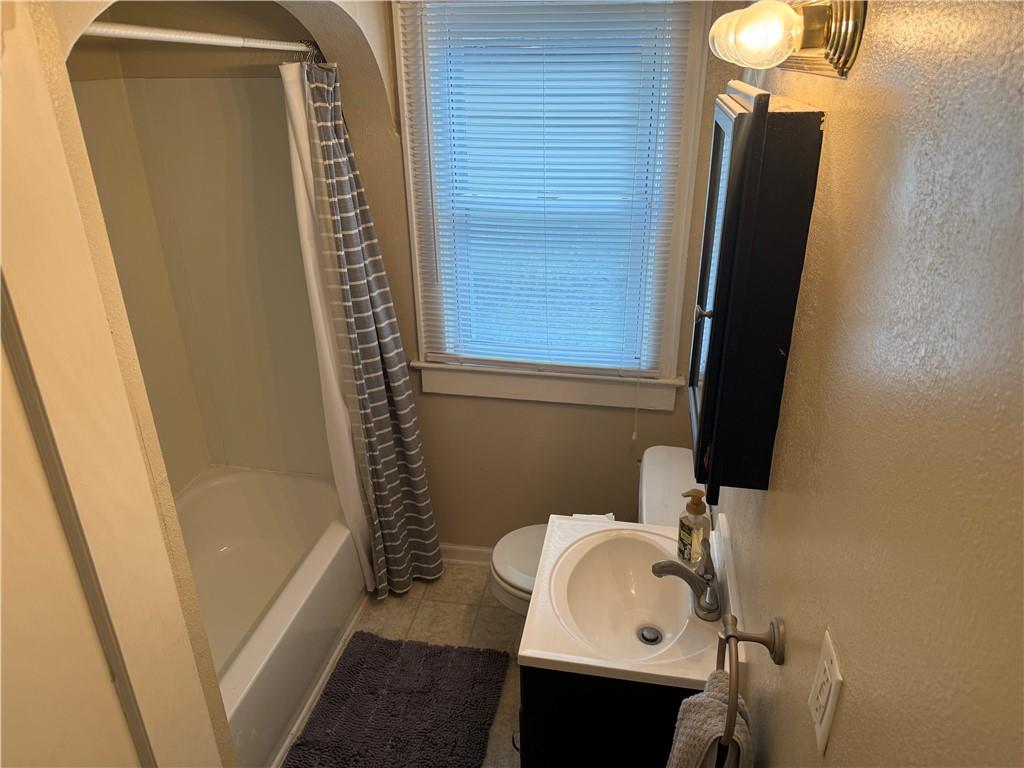 419 N Willis Avenue Property Photo 12
