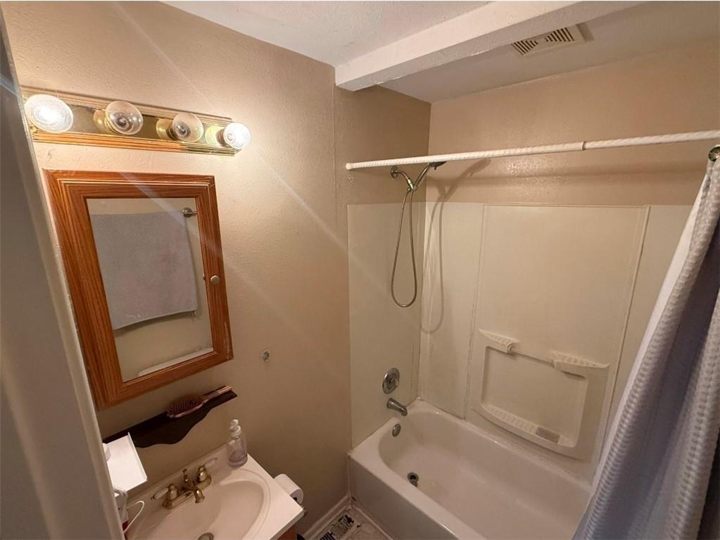 419 N Willis Avenue Property Photo 19