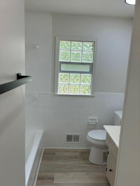 6807 Lakeshore Drive Property Photo 37