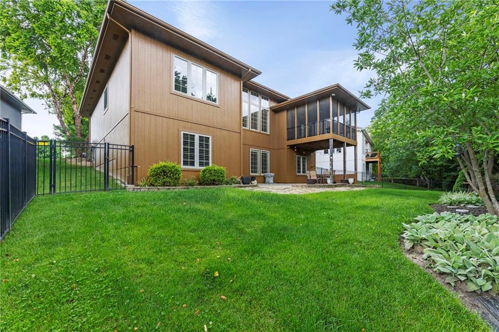 11708 Delavan Avenue Property Photo 45