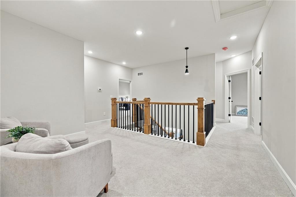 59 Lakeway Lane Property Photo 42
