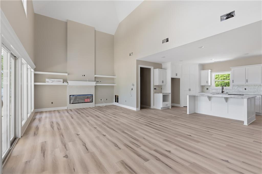 48 Eagles Pass Property Photo 12