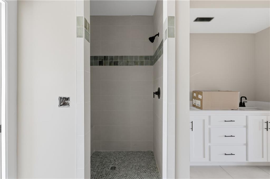 48 Eagles Pass Property Photo 30