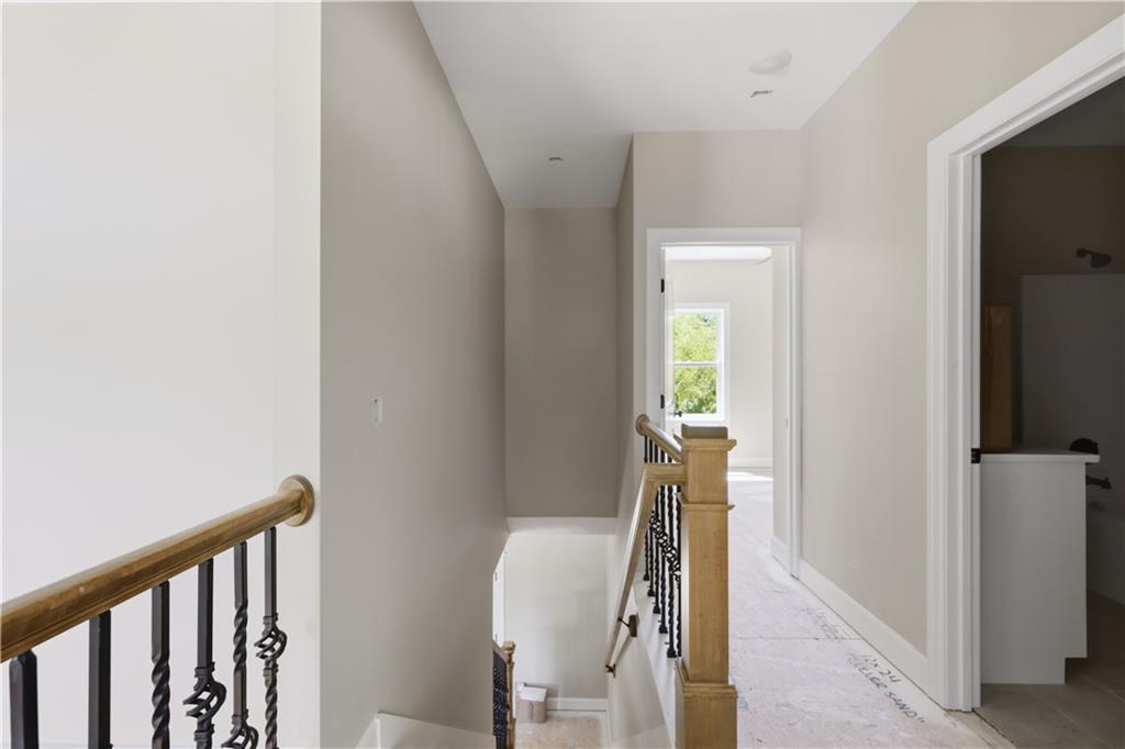 48 Eagles Pass Property Photo 32