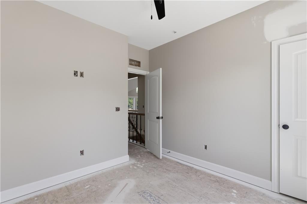 48 Eagles Pass Property Photo 37