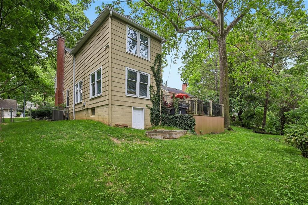 1210 Romany Road Property Photo 38