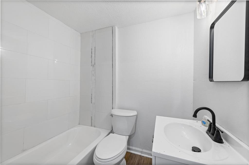 3320 Spruce Avenue Property Photo 24