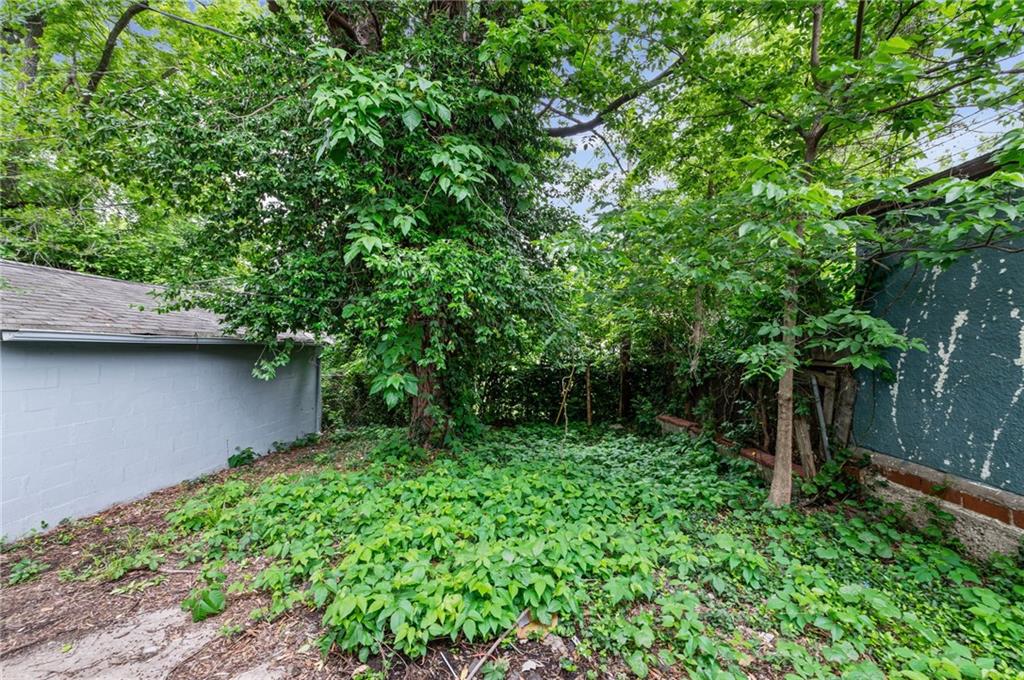 3320 Spruce Avenue Property Photo 28