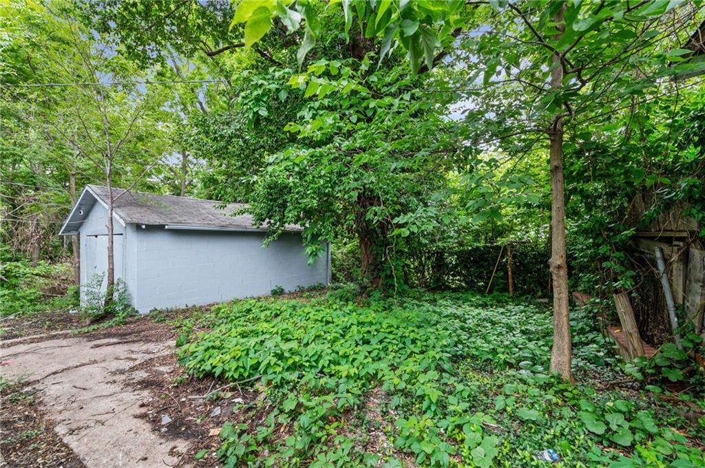3320 Spruce Avenue Property Photo 31