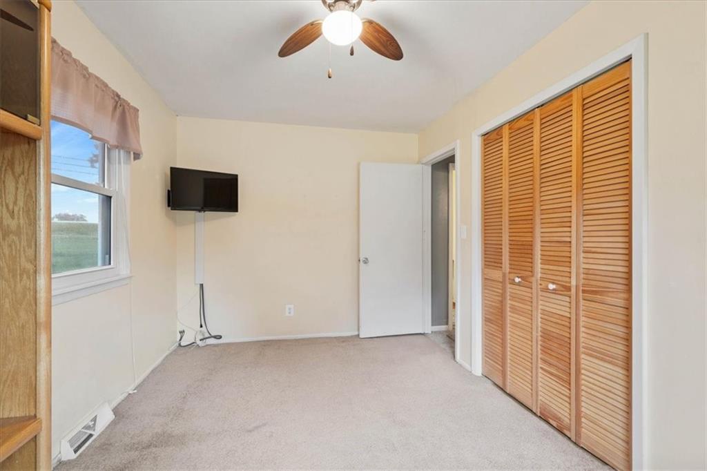 420 Nw Village Court Property Photo 16