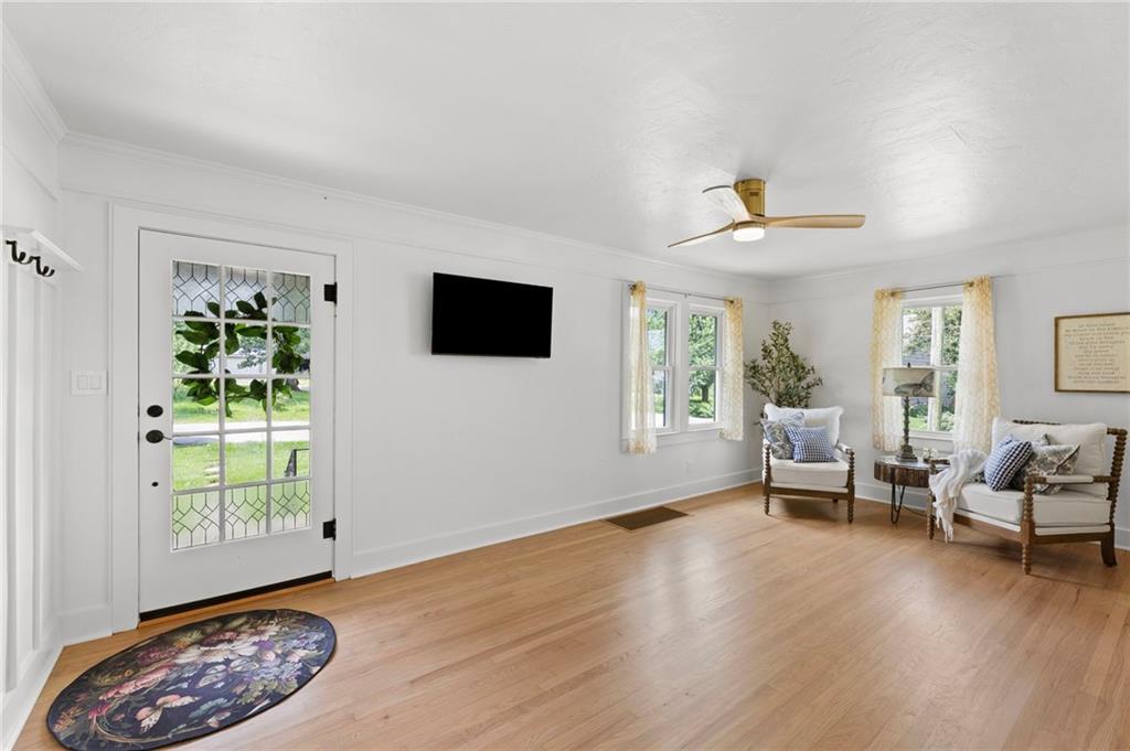 420 South Street Property Photo 4