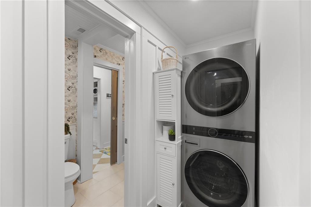 420 South Street Property Photo 11