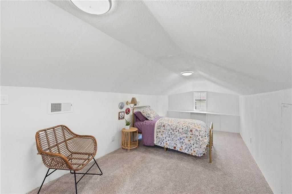 420 South Street Property Photo 33