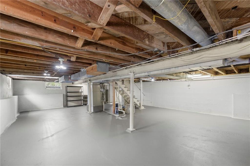 420 South Street Property Photo 38