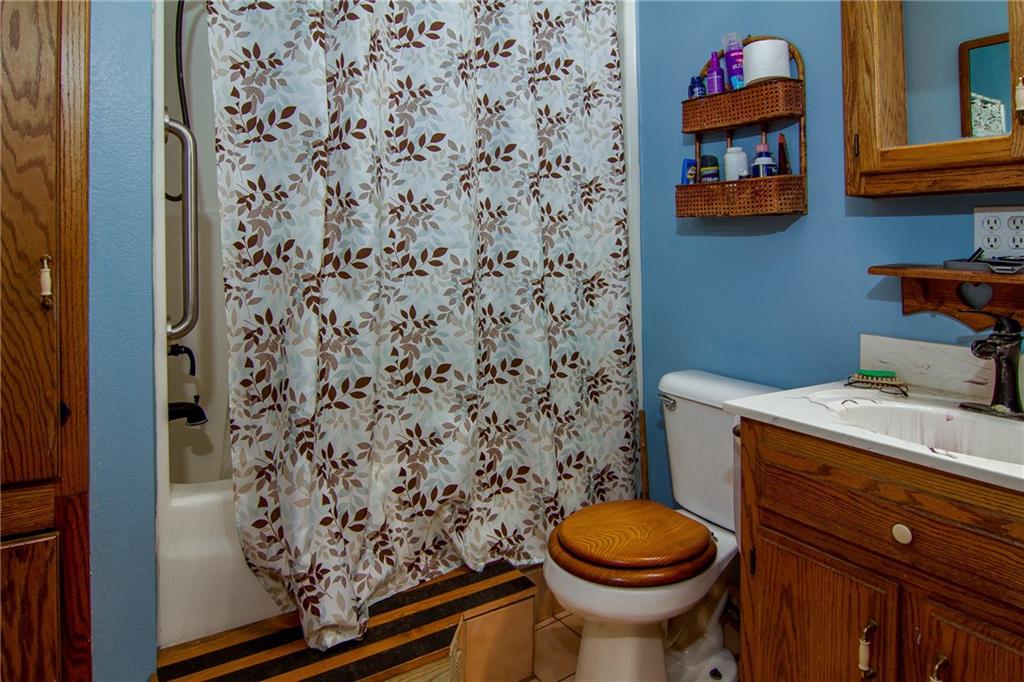 3315 Lostine Road Property Photo 6