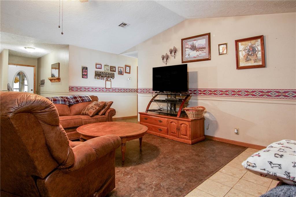 3315 Lostine Road Property Photo 8