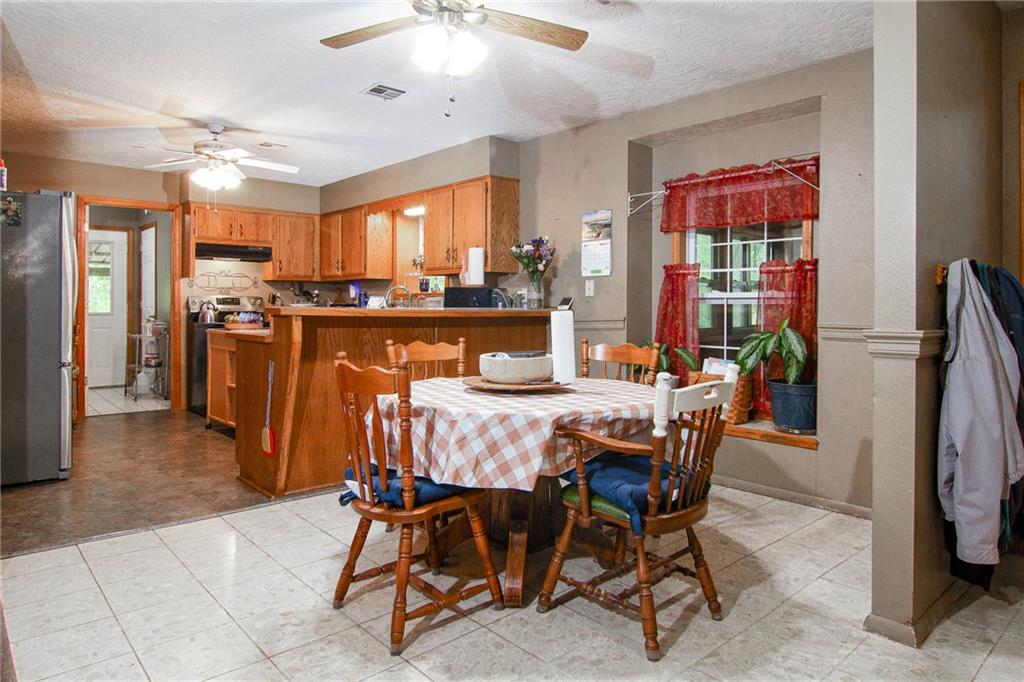 3315 Lostine Road Property Photo 10