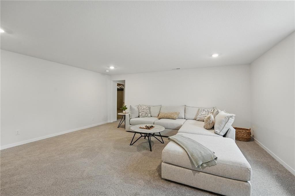 709 Solstice Circle Property Photo 18