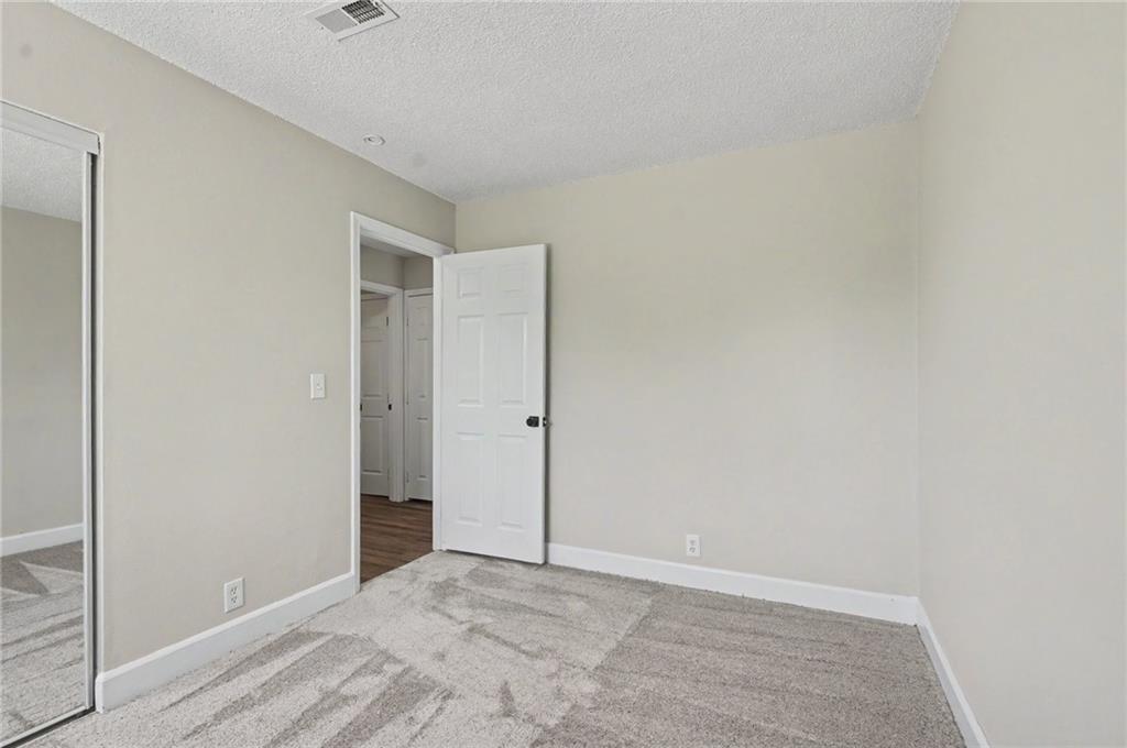 2527 Morningside Drive Property Photo 11