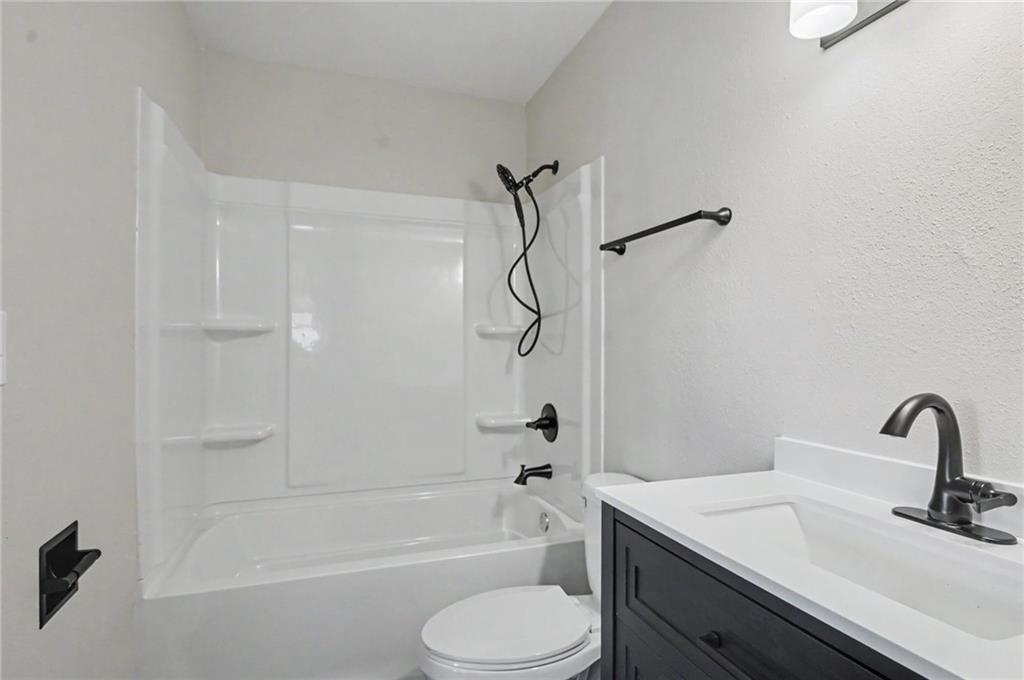 2527 Morningside Drive Property Photo 15