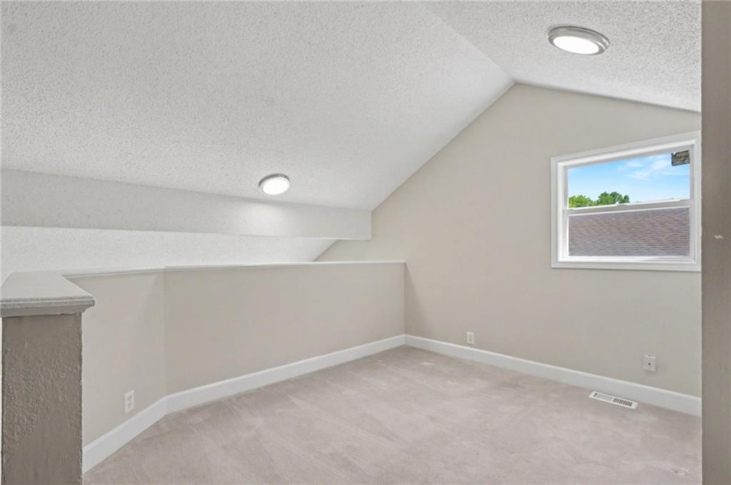 2527 Morningside Drive Property Photo 19
