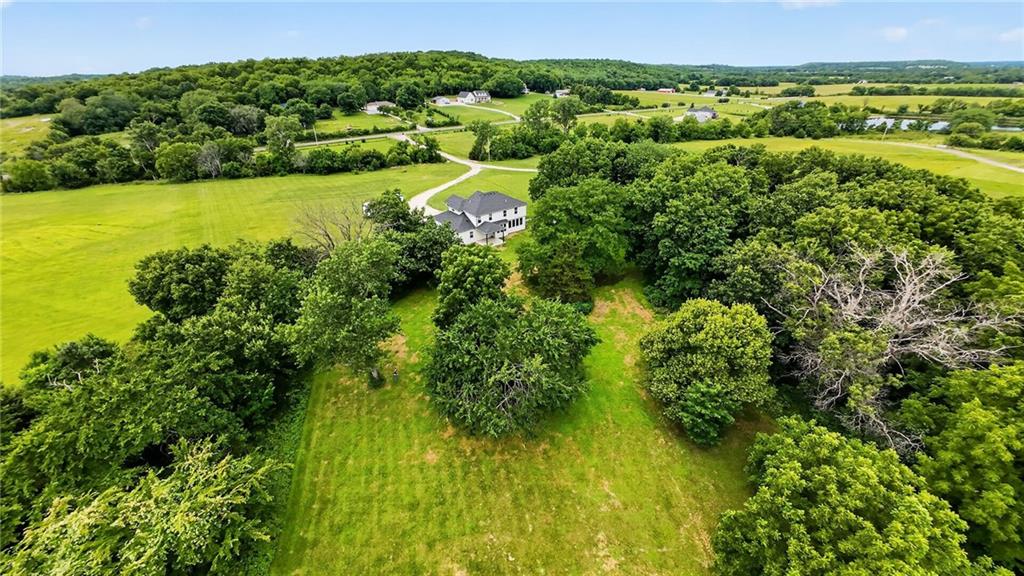20194 207th Street Property Photo 49
