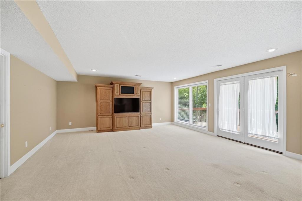 4142 Ne Hampstead Drive Property Photo 37