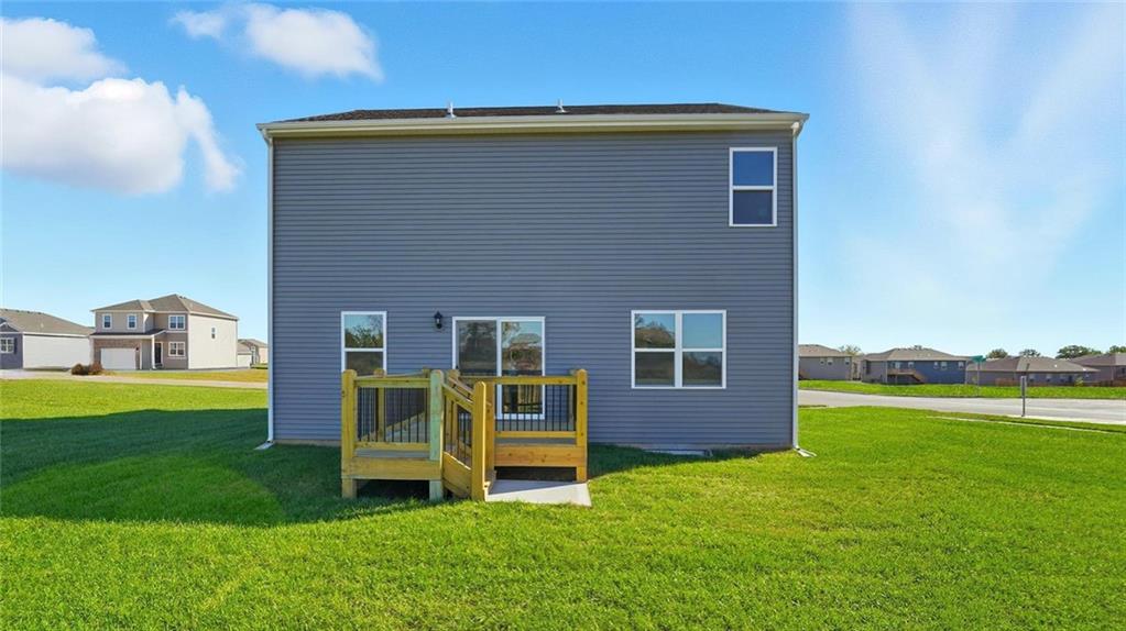 702 Solstice Circle Property Photo 32