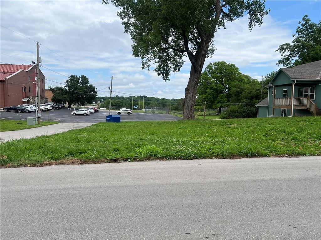 740 Everett Avenue Property Photo 1