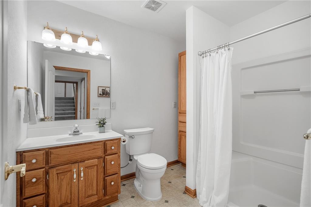 5109 Rosehill Road Property Photo 35