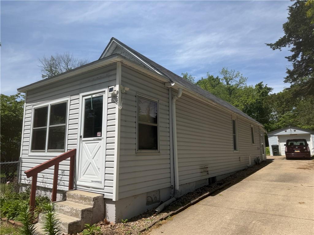 908 Chestnut Street Property Photo 1