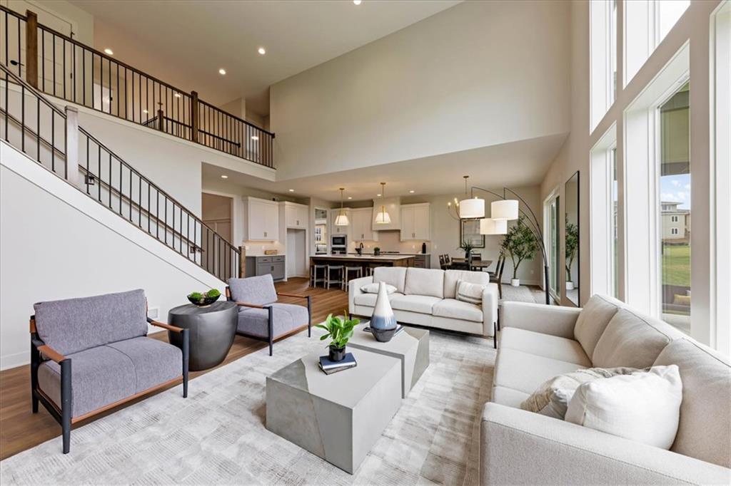 18220 Monrovia Street Property Photo 8