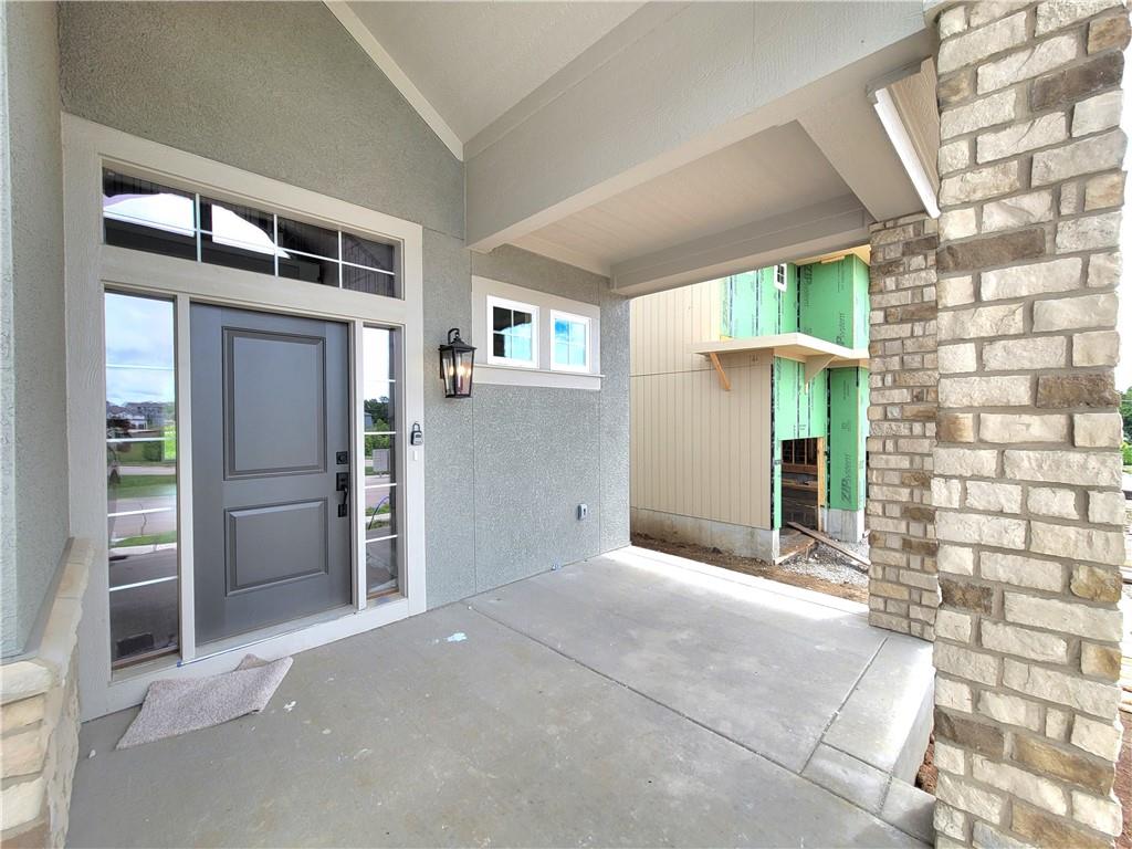18257 Earnshaw Street Property Photo 2