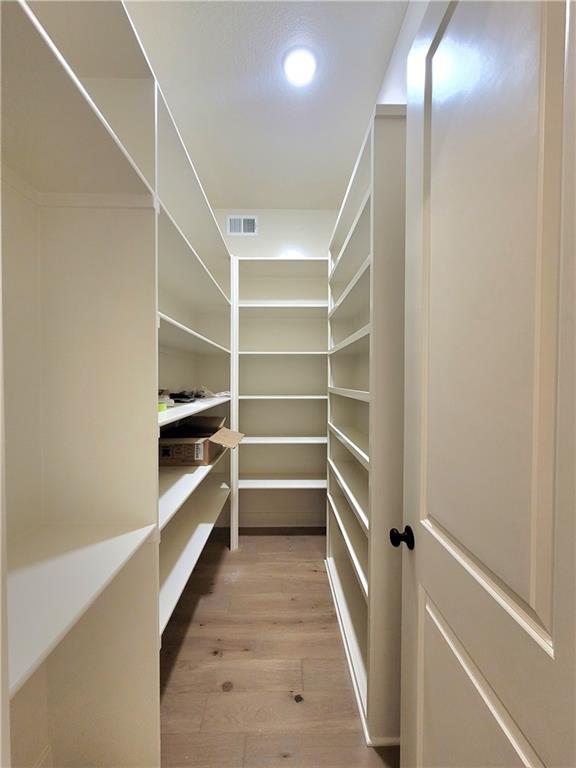18257 Earnshaw Street Property Photo 11
