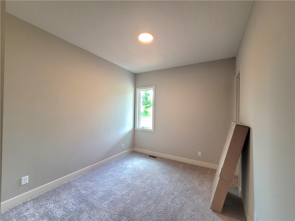 18257 Earnshaw Street Property Photo 13