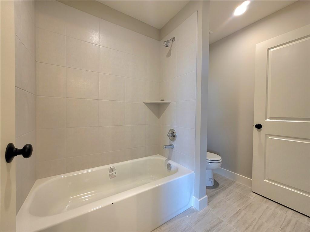 18257 Earnshaw Street Property Photo 19
