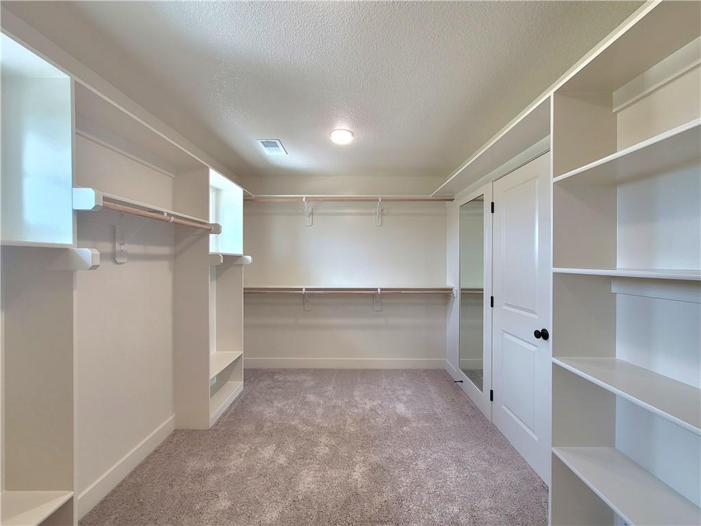 18257 Earnshaw Street Property Photo 32