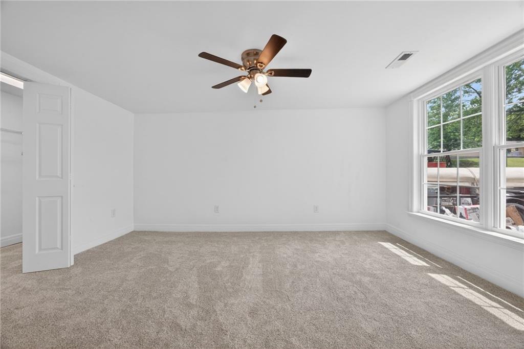 1711 E 1st Street Property Photo 11