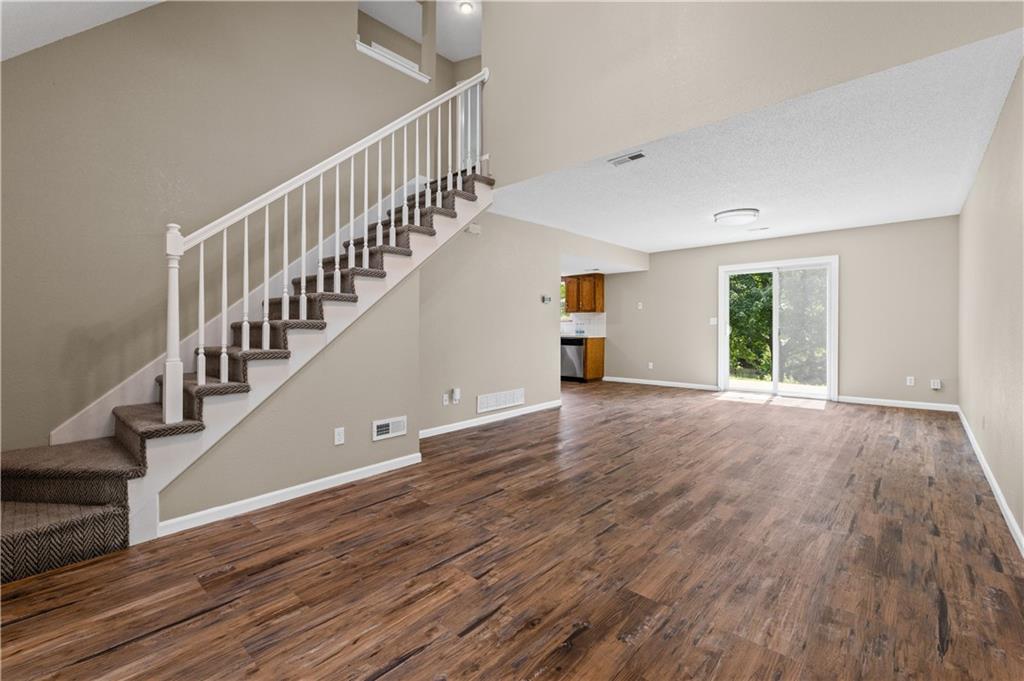 760 Spring Circle Property Photo 6