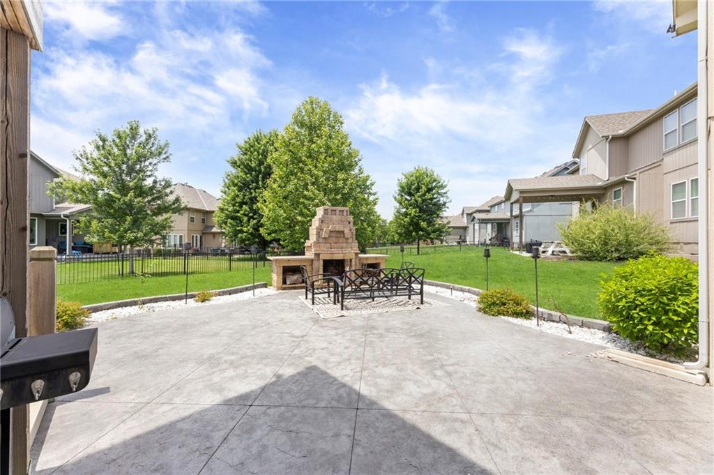 24735 W 91st Place Property Photo 45