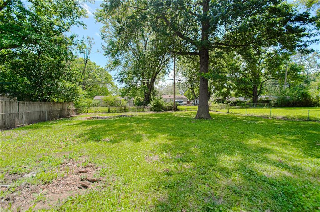 8219 E 85th Terrace Property Photo 49